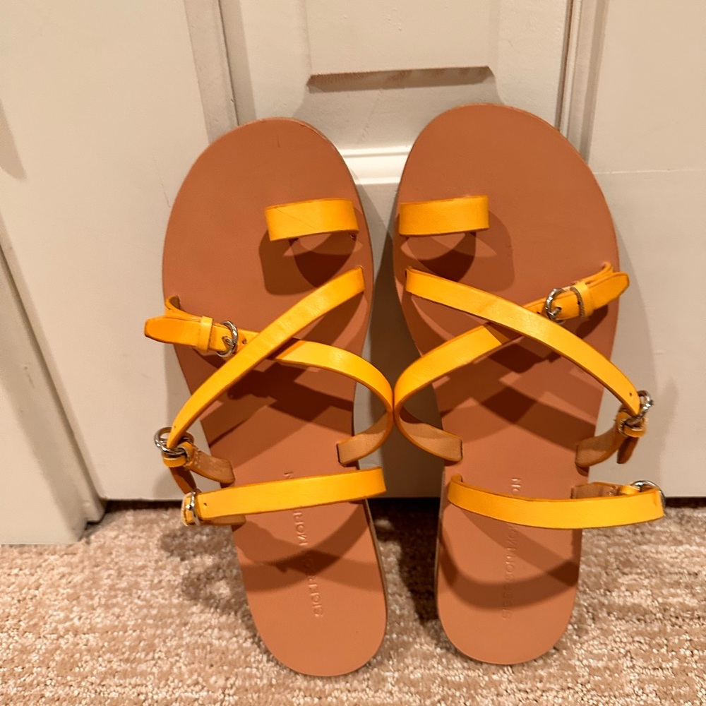 Sigerson Morrison
Women's Kaley Toe-Ring Sandals